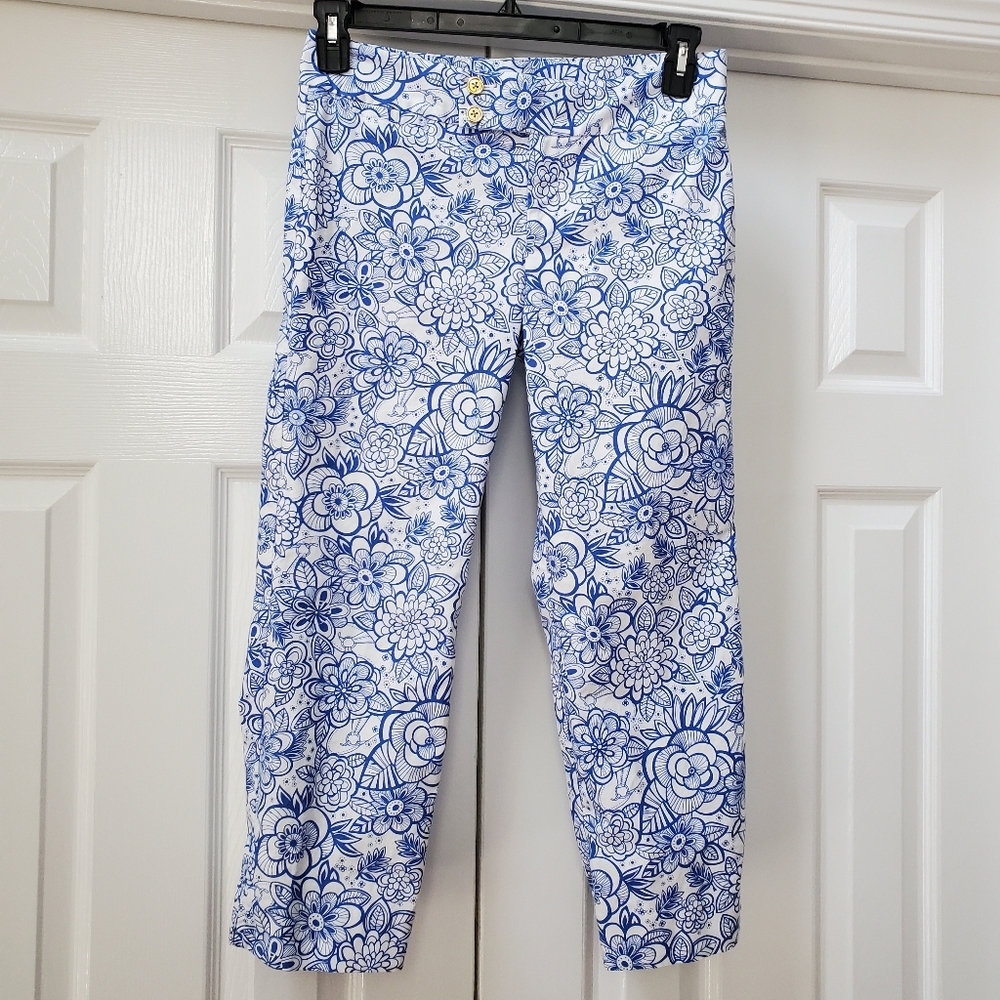 Lilly Pulitzer White Label Blue Flower Capri Pants